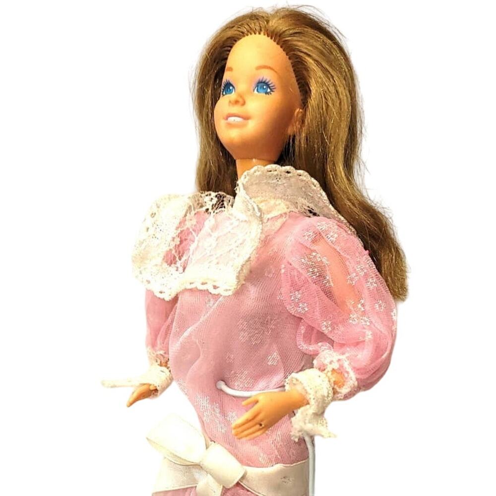 1984 Vintage Mrs. Heart Family Barbie in Original Dress